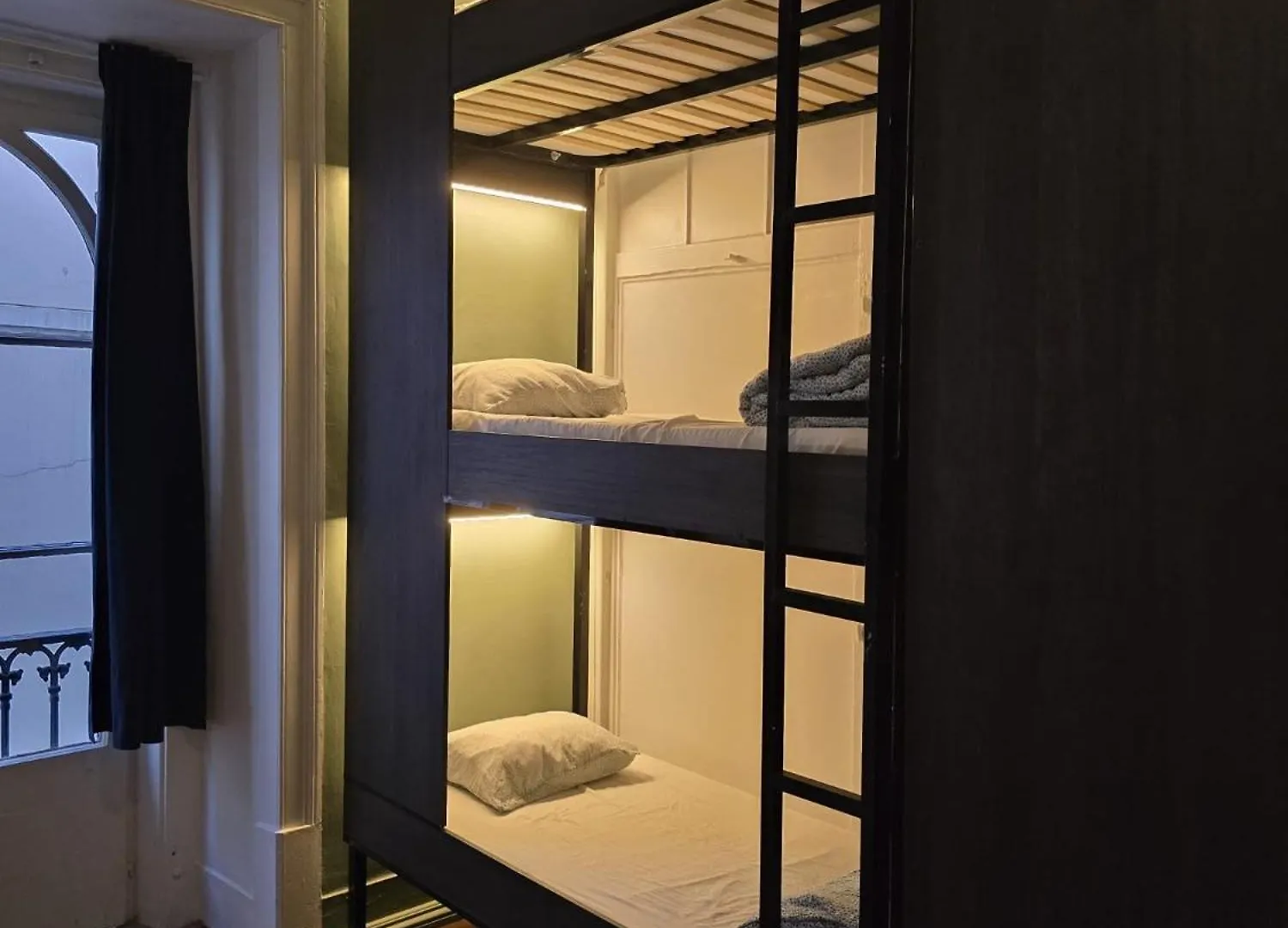 Hostal Albergue Party Zone Lisboa