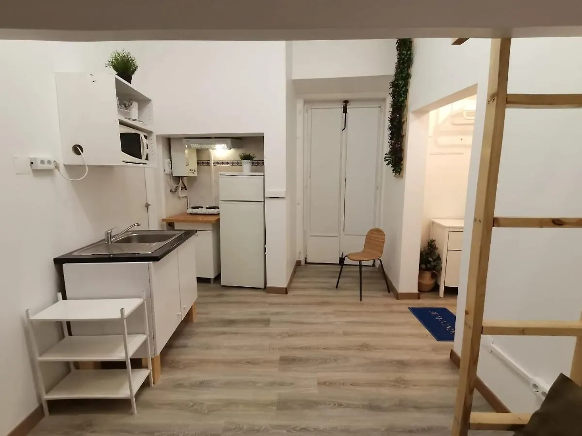Party Zone Hostel Bairro Alto Lisbona 0*,  Portogallo