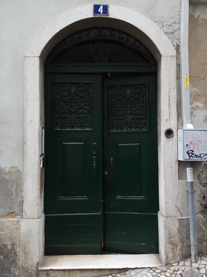 Party Zone Hostel Bairro Alto Lisbona 0*,