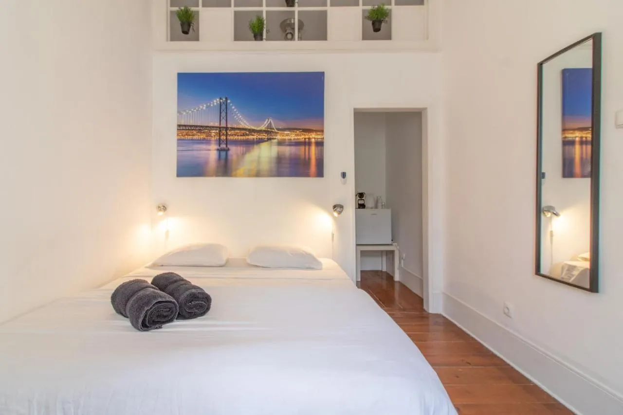 Party Zone Hostel Bairro Alto Lisbona 0*,